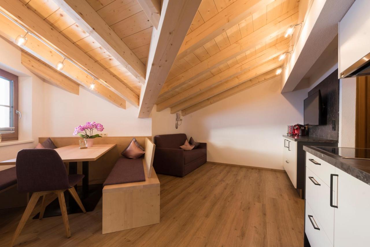 Landhaus Strolz Санкт-Антон-ам-Арльберг Экстерьер фото