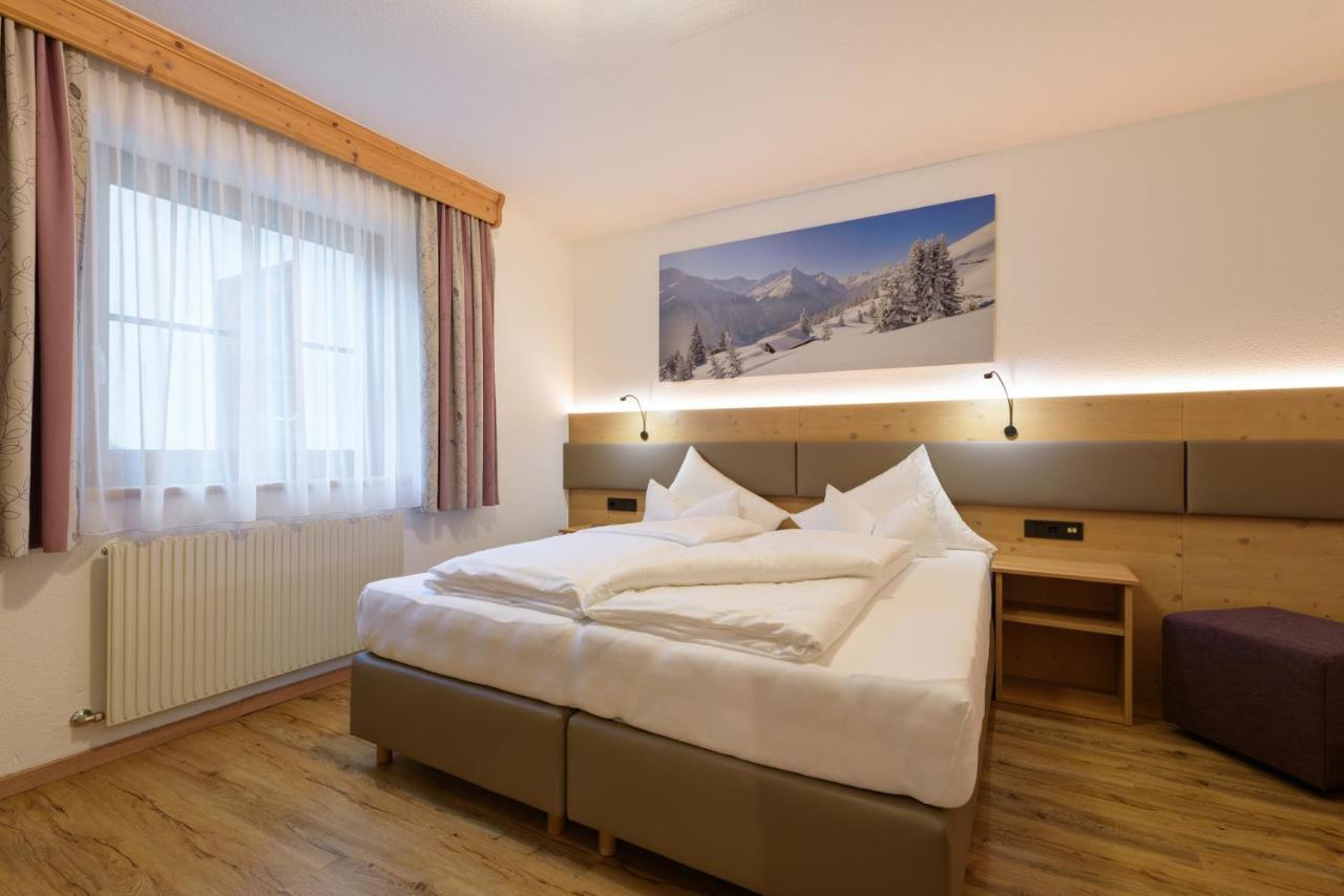 Landhaus Strolz Санкт-Антон-ам-Арльберг Экстерьер фото