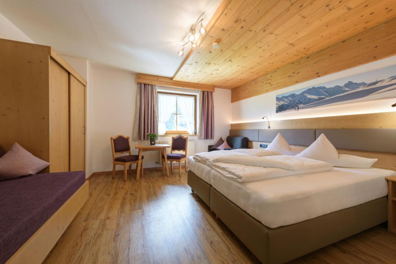 Landhaus Strolz Санкт-Антон-ам-Арльберг Экстерьер фото
