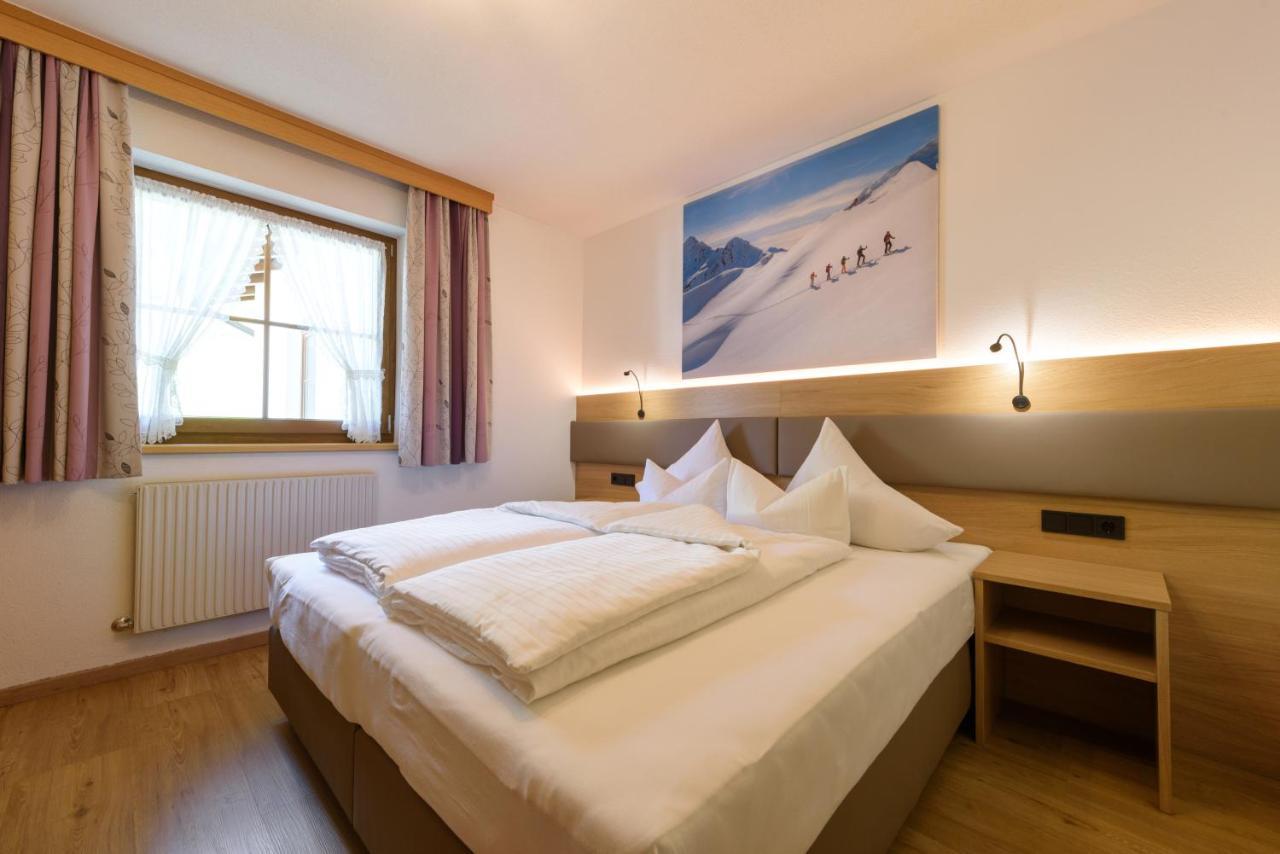 Landhaus Strolz Санкт-Антон-ам-Арльберг Экстерьер фото